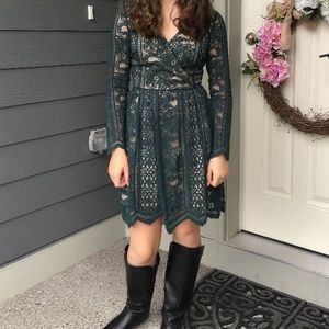 Gorgeous green dress!!